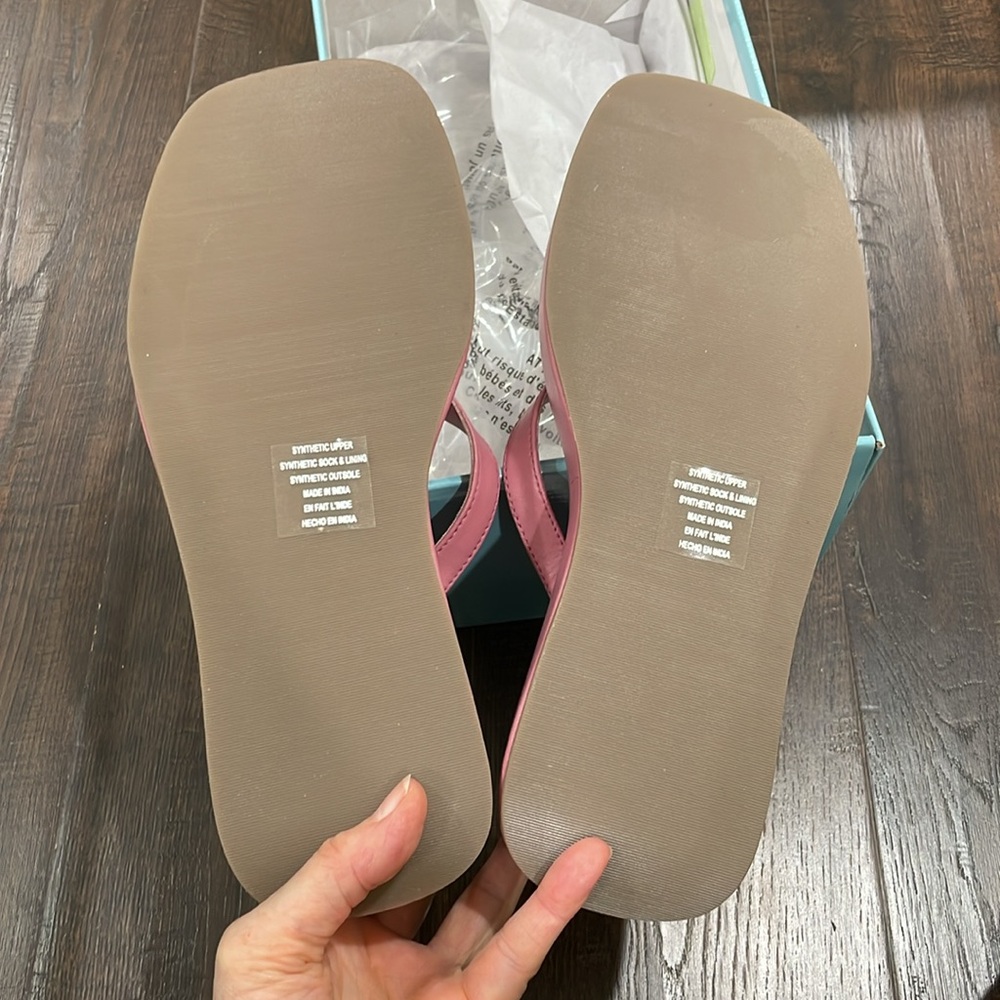 NIB pink Flatforms flip flop platform-sandals 2” beach pool slides toe loop ring - Picture 10 of 16